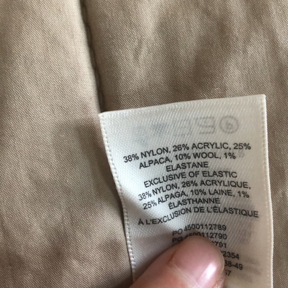 COPY - Aritzia Wilfred Cropped Sweater - Picture 9 of 10